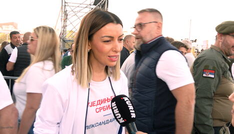Adrijana Mesarović na skupu u Areni