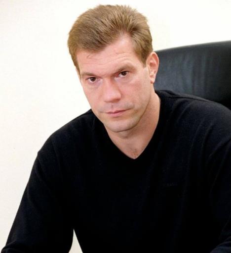 oleg-carev.jpg