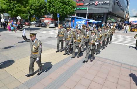 defile-vojni-orkestar-nis.jpg