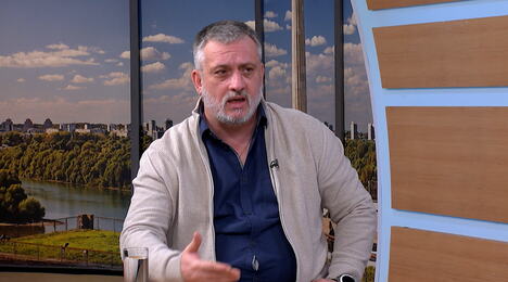 Vladimir Vuković, urednik Politike na gostovanju u emisiji "Jutro" na Kurir televiziji