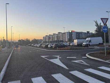 Parking na novoj železničkoj stanici u Novom Sadu