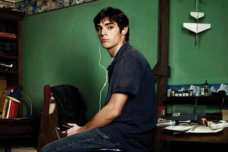Brejkin Bed RJ MItte