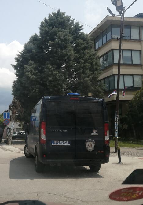 TOTUZILASTVO.jpg