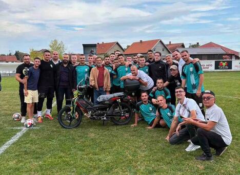 Čačak Zoran Proković navijač  FK Polet iz Trbušana (1).jpg