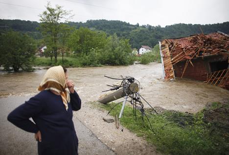 poplava-poplave-reka-vodostaj-rojters.jpg