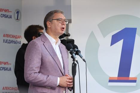 Aleksandar Vučić 

Ujedinjena Srbija Kruševac SNS skup