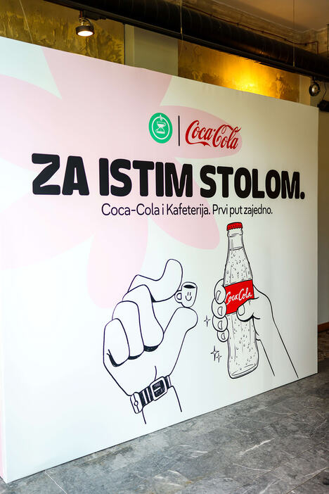 coca cola kafeterija