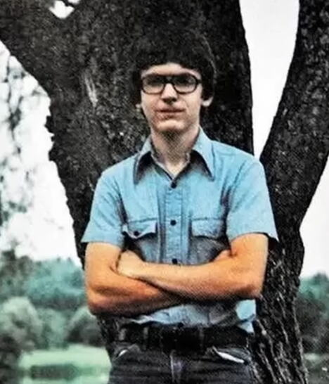 Kristofer Najt u mladosti, pre nego što je pobegao u šumu