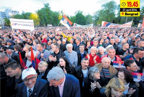 aleksandar-vucic-skupstina-srbije-okupljanje-sns.jpg