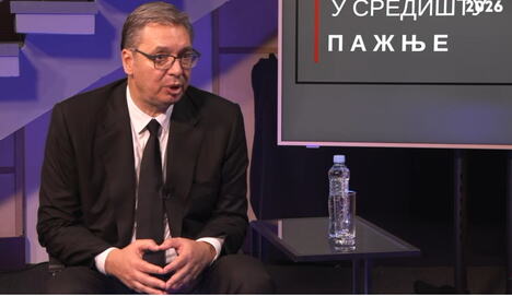 Hala sportova Novi Beograd Ujedinjena Srbija SNS Aleksandar Vučić (1).png