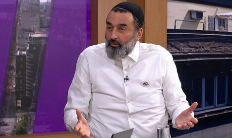 Muhamed Jusufspahić u studiju Kurir televizije