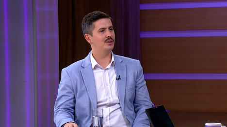 Nebojša Lazić, teolog u studiju Kurir televizije govori o tome da li se 31. oktobra slavi Noć veštica ili Sveti Luka