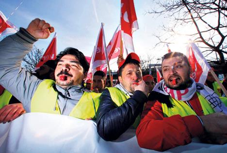 prvi-maj-1.maj-praznik-slavlje-protesti.jpg