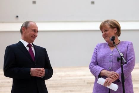 vladimir-putin-i-angela-merkel.jpg