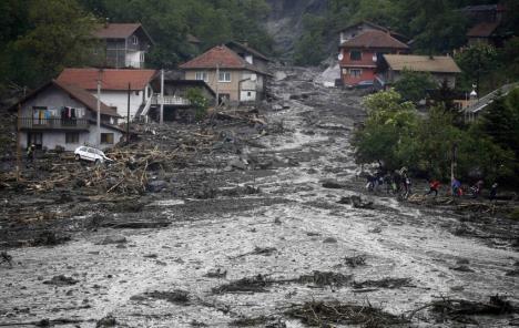 poplave-bosna-topcic-polje-reuters.jpg