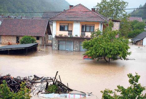 srbija-poplave-opasnost-krupanj.jpg