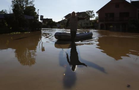 poplave-bijeljina.jpg