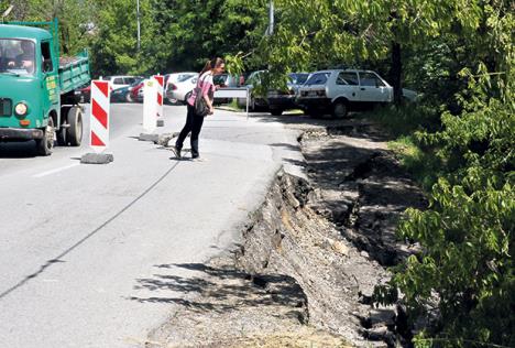 zvezdarska-suma-volgina-ulica-kliziste-poplave.jpg