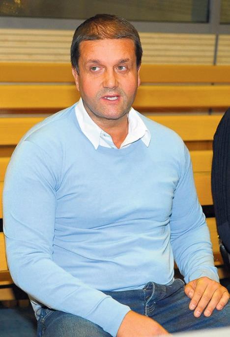 darko-saric-cz-centralni-zatvor-prebacivanje.jpg
