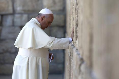 papa-jerusalim-zid-placa.jpg