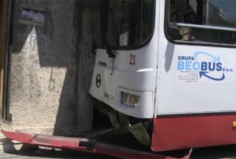 autobus-linija-67-udarac-zeleni-venac.jpg