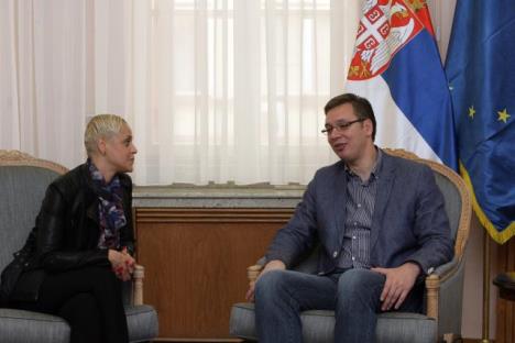 vucic-mariza-fado.jpg