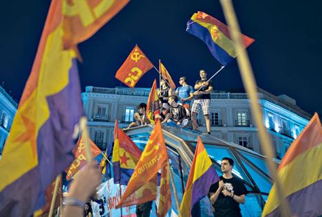 kralj-huan-karlos-spanija-demonstracije-monarhija.jpg