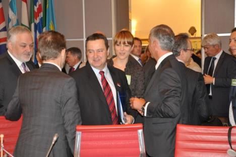 ivica-dacic-oebs-bec.jpg