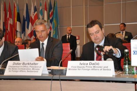 ivica-dacic-oebs-bec.jpg