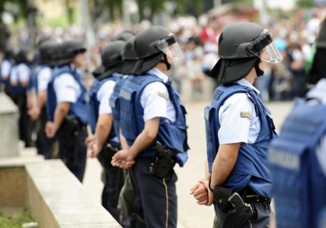 makedonska-policija-protesti.jpg