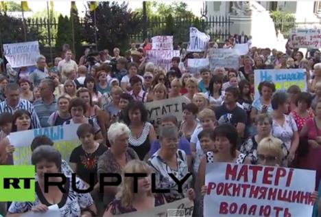 protest-majki-ukrajinskih-vojnika.jpg