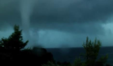 tornado-hrvatska-orebic-printscreen-yt.jpg