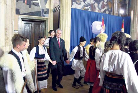 tomislav-nikolic-moravac-kolce-folklor.jpg