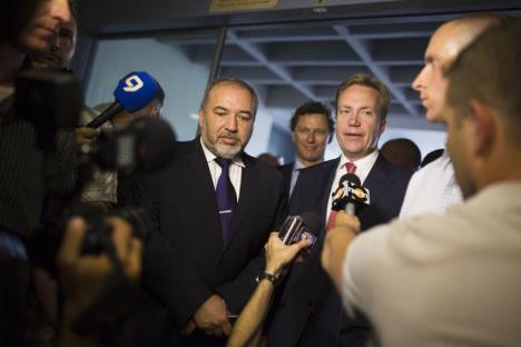 borge-brende-i-avigdor-liberman.jpg