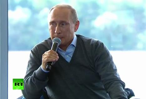 vladimir-putin-seliger-2014.jpg