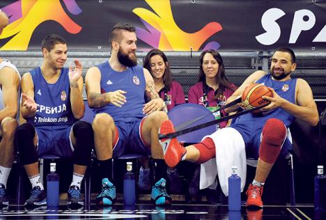 milos-teodosic-nenad-krstic.jpg