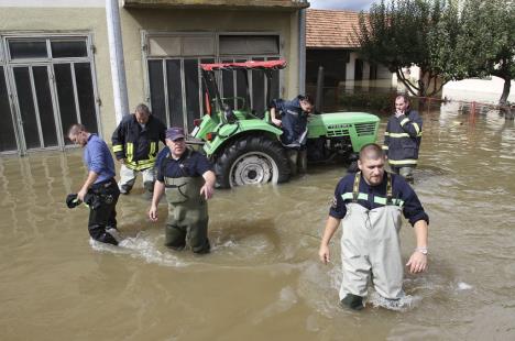 poplave-hrvatska-karlovac.jpg