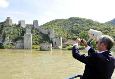 golubac-tvrdjava-majkl-devenport.jpg