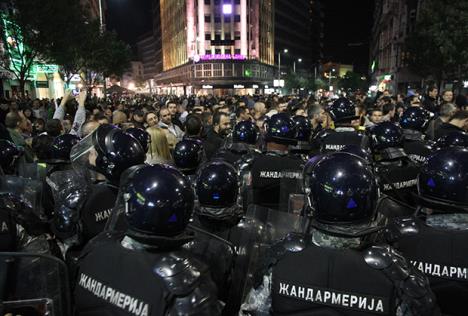 protest-dveri-u-beogradu.jpg