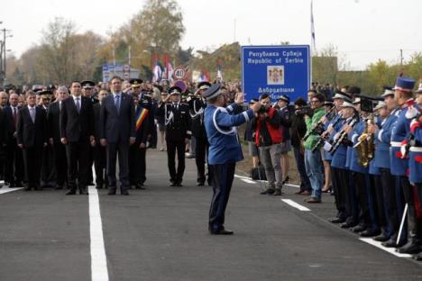 vucic-ponta-granicni-prelaz-nakovo-lunga.jpg