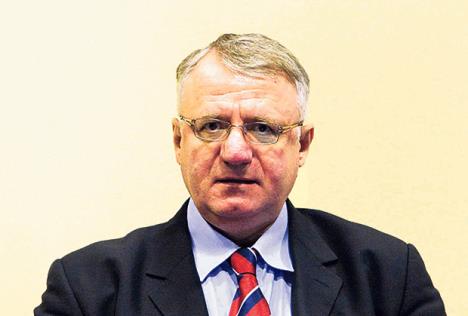 vojislav-seselj.jpg
