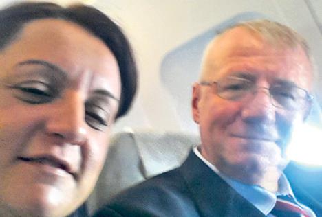 seselj-selfi-sandra-malisic.jpg