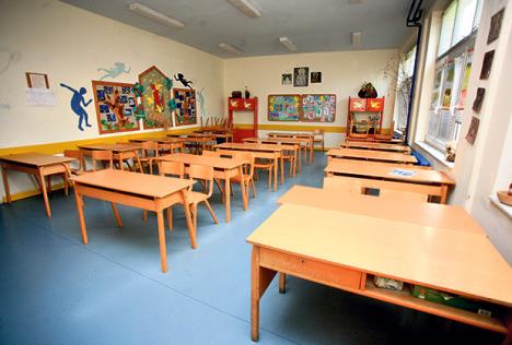 skole-prosvetari-nastavnici-strajk.jpg