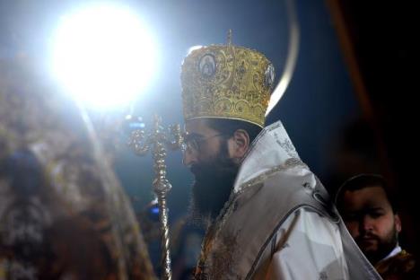 bozicna-liturgija-u-hramu.jpg