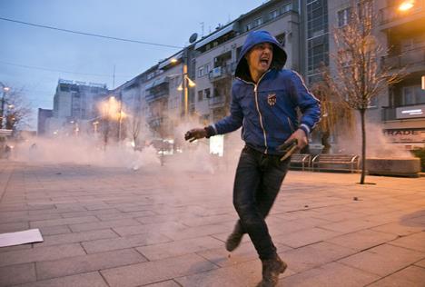 protesti-u-pristini-21-januar.jpg