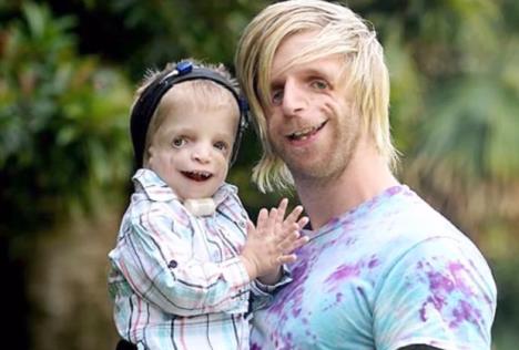 Džono Lankaster sa ćerkom