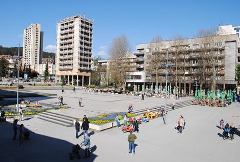 uzice-trg-panorama-ulica.jpg