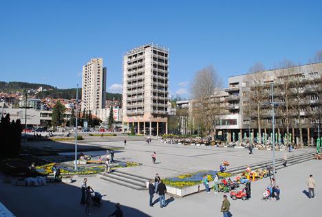 uzice-trg-panorama-ulica.jpg