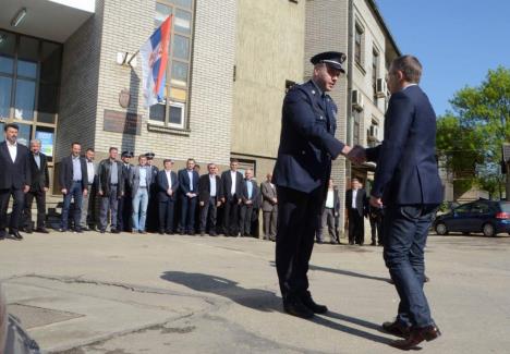 nebojsa-stefanovic-policija-poseta-bor.jpg