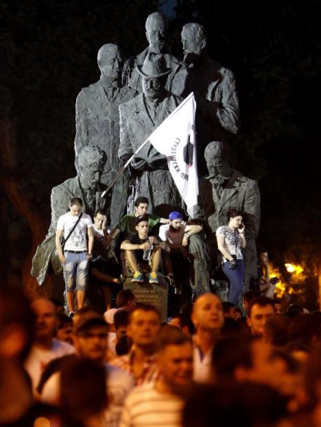 makedonija-skoplje-protest-zbog-policijske-brutalnosti.jpg